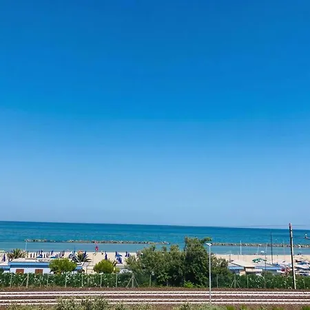 Soleil Et Lune - Frontemare, Wi-fi E Parcheggio Apartament *